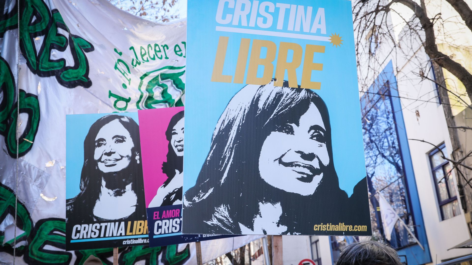 Movilizamos Plaza de Mayo para defender la democracia