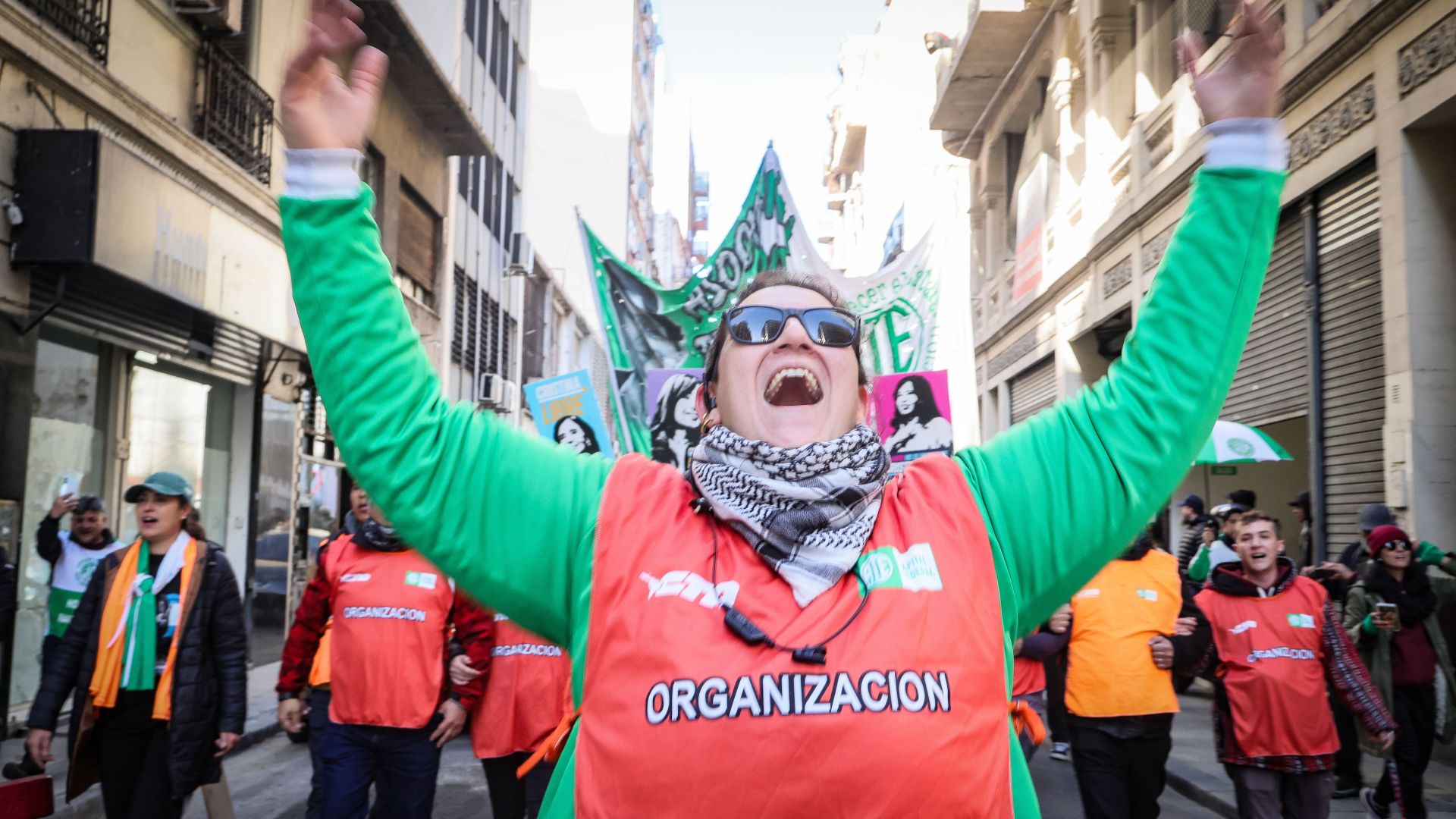 Movilizamos Plaza de Mayo para defender la democracia
