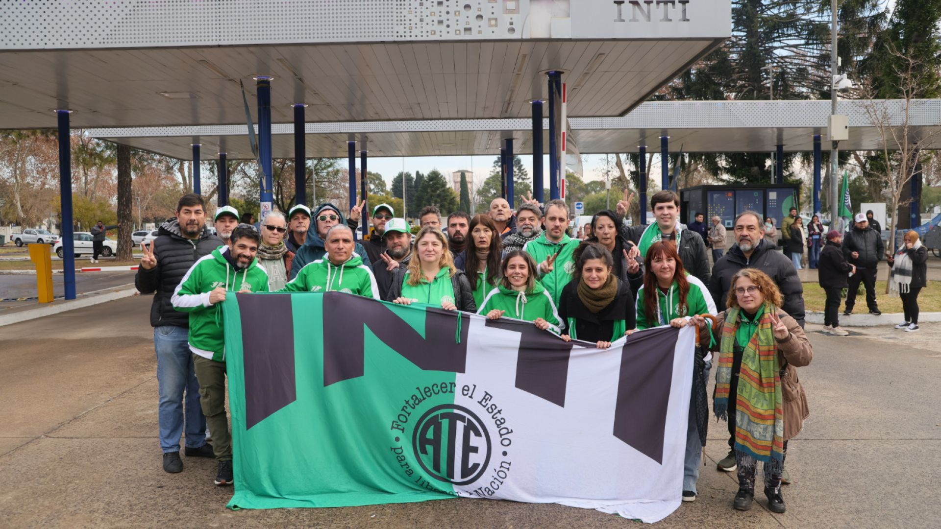 El gobierno ataca el INTI: Las y  los trabajadores lo defendemos