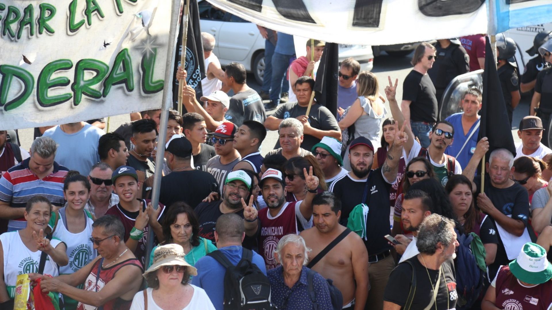 Masiva movilización por la libertad de Milagro Sala