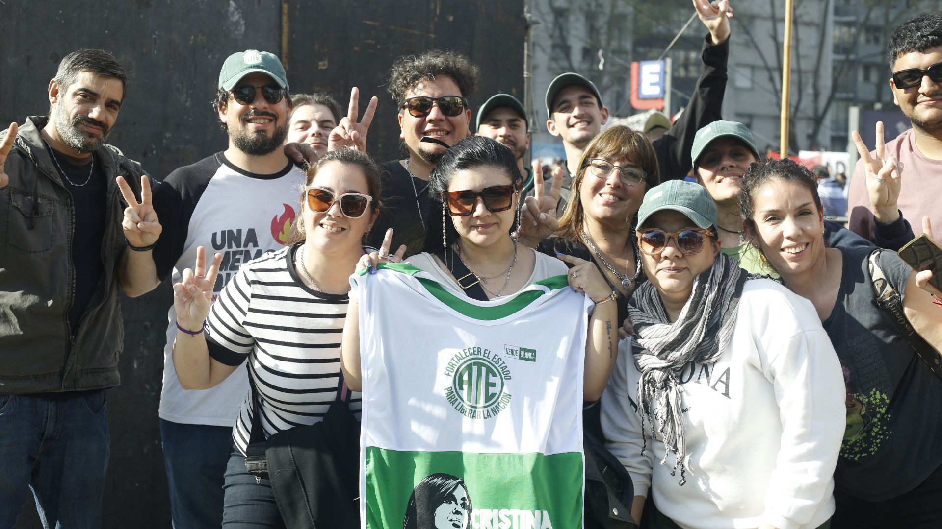 Victoria para las y los trabajadores: contundente rechazo a los vetos de Milei a la emergencia pediátrica y el financiamiento universitario